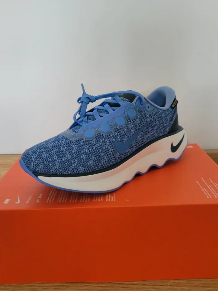 Nike Motiva Goretex T38,5 100% Authentique - photo numéro 2