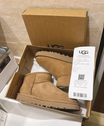Bottes de neige Ugg mini Taille 40