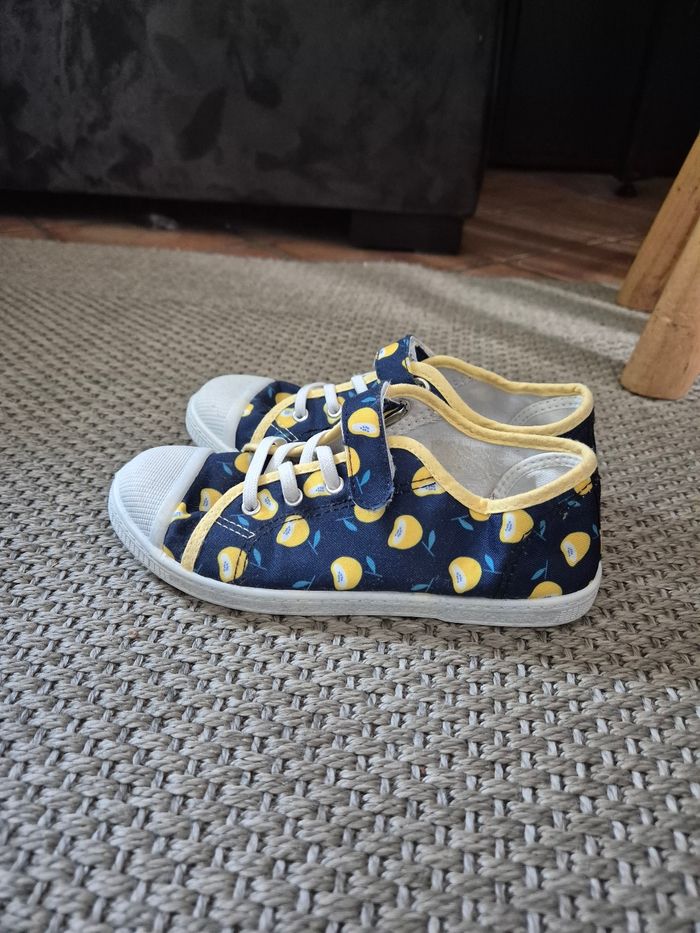 Tennis motifs citrons fille - taille 33 - photo numéro 2