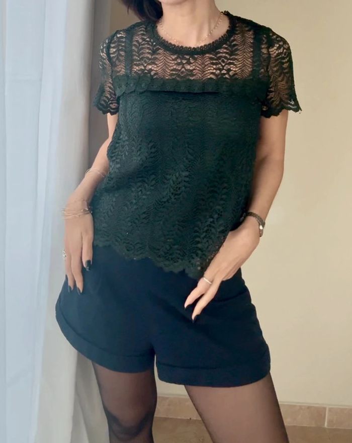 Top Kookaï en dentelle vert taille 36 très bon état - photo numéro 4