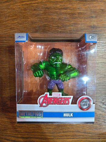 Figurine en metal Hulk neuve
