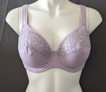 Soutien-gorge avec armatures mauve 100E Confidence lingerie