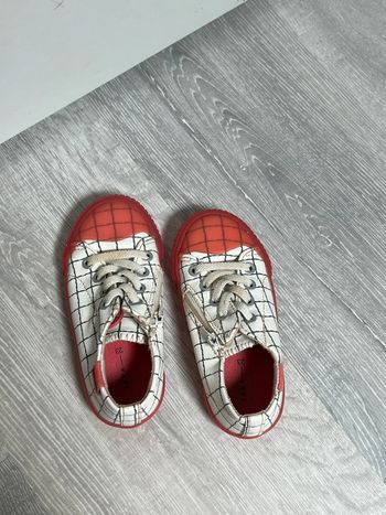 Baskets Zara taille 23