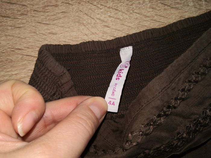 Joli pantalon Aladin printemps-été 4 ans - photo numéro 5