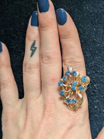 Bague fantaisie a strass