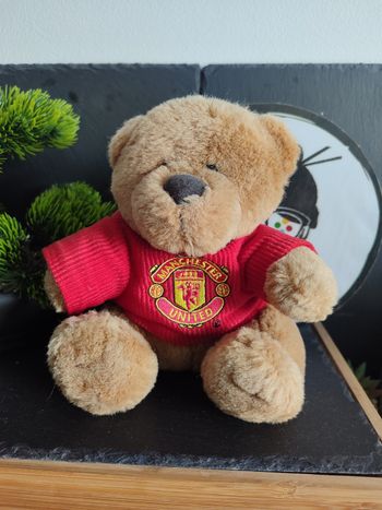 peluche Plush ours Teddy Bear Manchester United Football rouge marron jaune