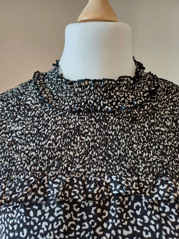 Blouse noire à imprimé Léopard Majolica taille M 38 - photo numéro 3