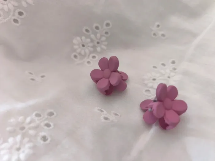 🌸 Lot de 4 mini pinces fleurs – Crème & Violet 🌸 - photo numéro 9