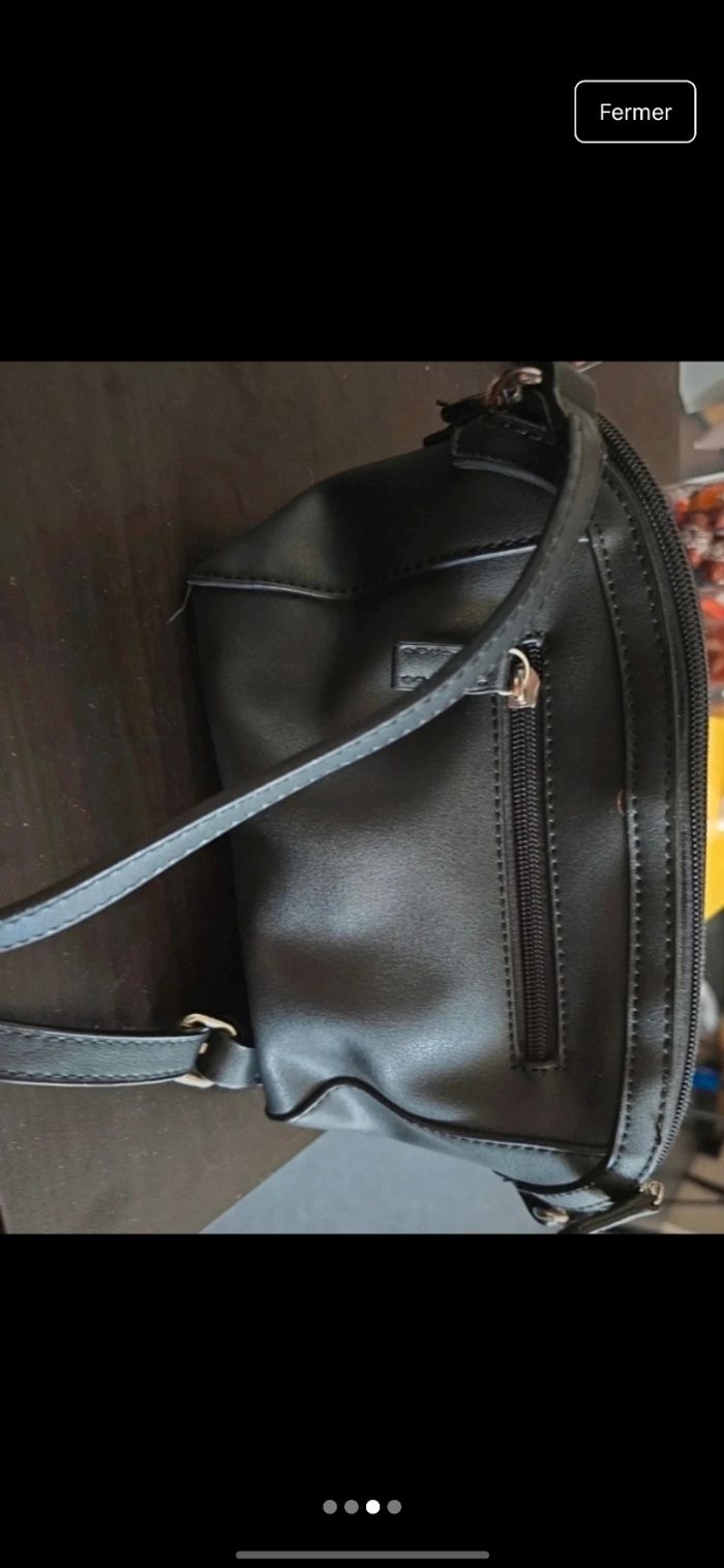 Petit Sac de ville forme trapèze - photo numéro 3