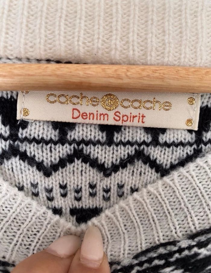 Pull chaud - photo numéro 2