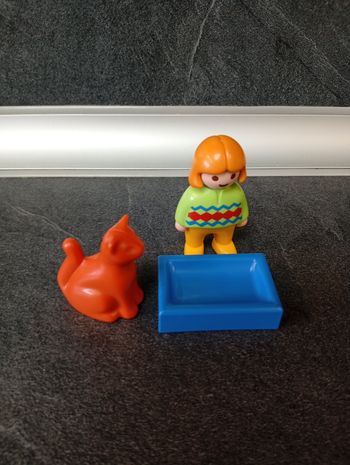 Fille avec chat et gamelle playmobil 123 junior