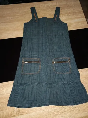 Robe écossaise 8 ans