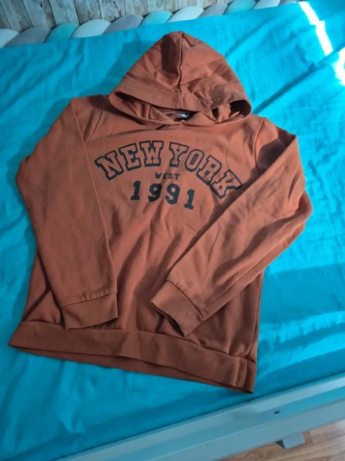 Sweat a capuche 14ans