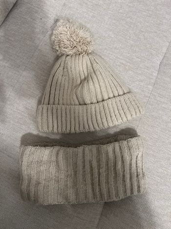 Bonnet et cache cou 