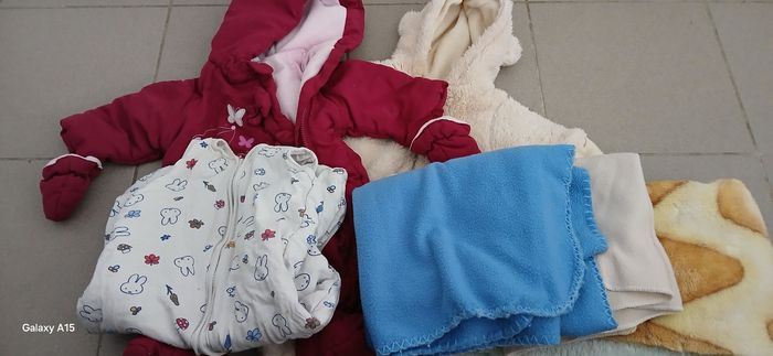 Lot vêtements bébé - photo numéro 4