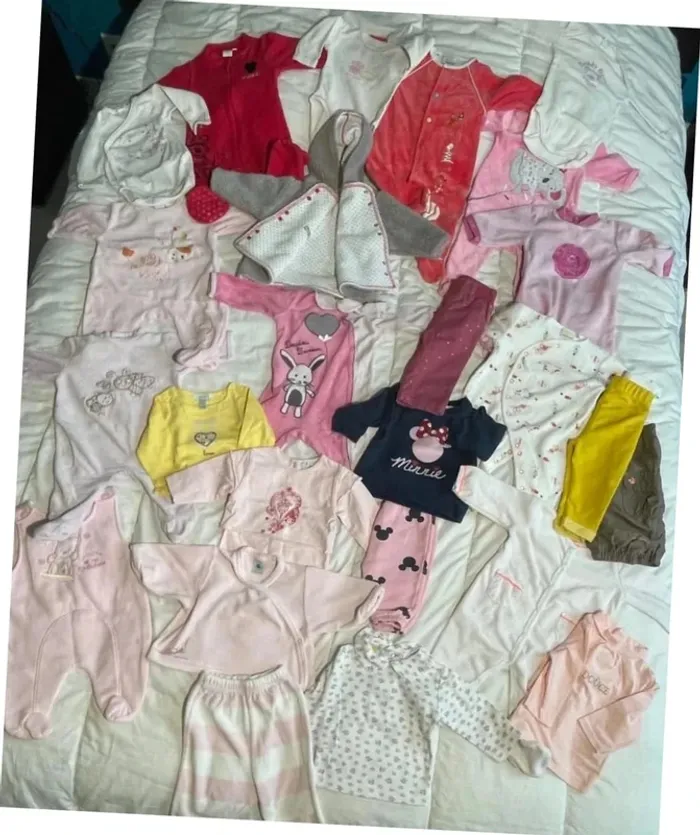 Lot vêtement bébé fille 3 mois