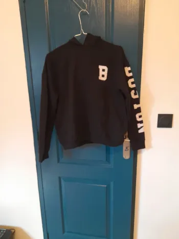 Sweat à capuche taille M