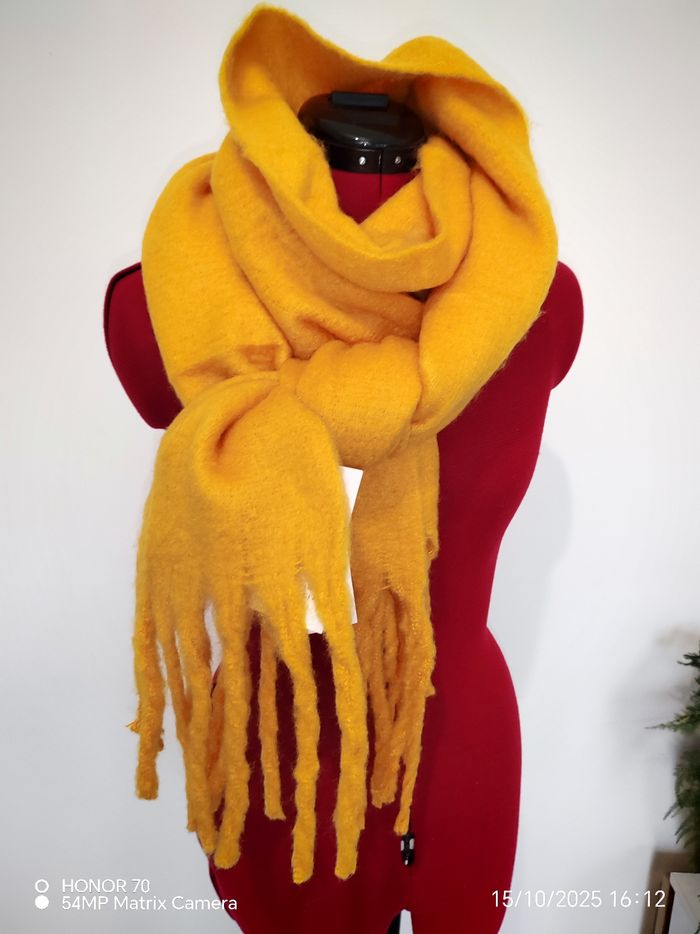 Echarpe douillette - photo numéro 2