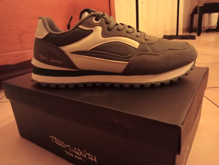 Vend basket homme - photo numéro 2