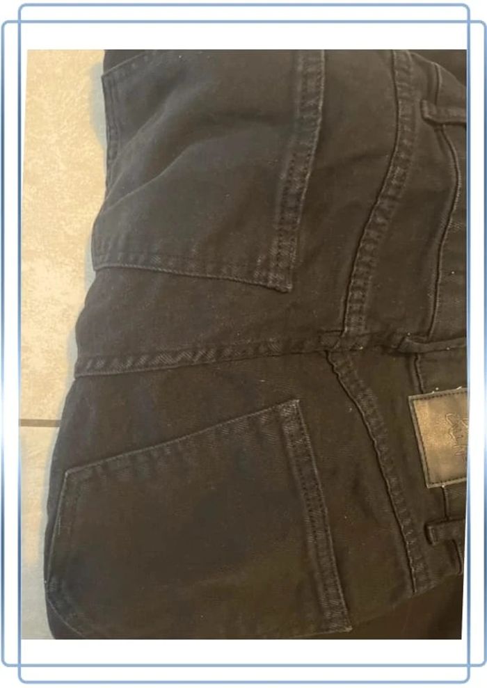 Jean noir taille 32 Jennyfer + 1 offert - photo numéro 3