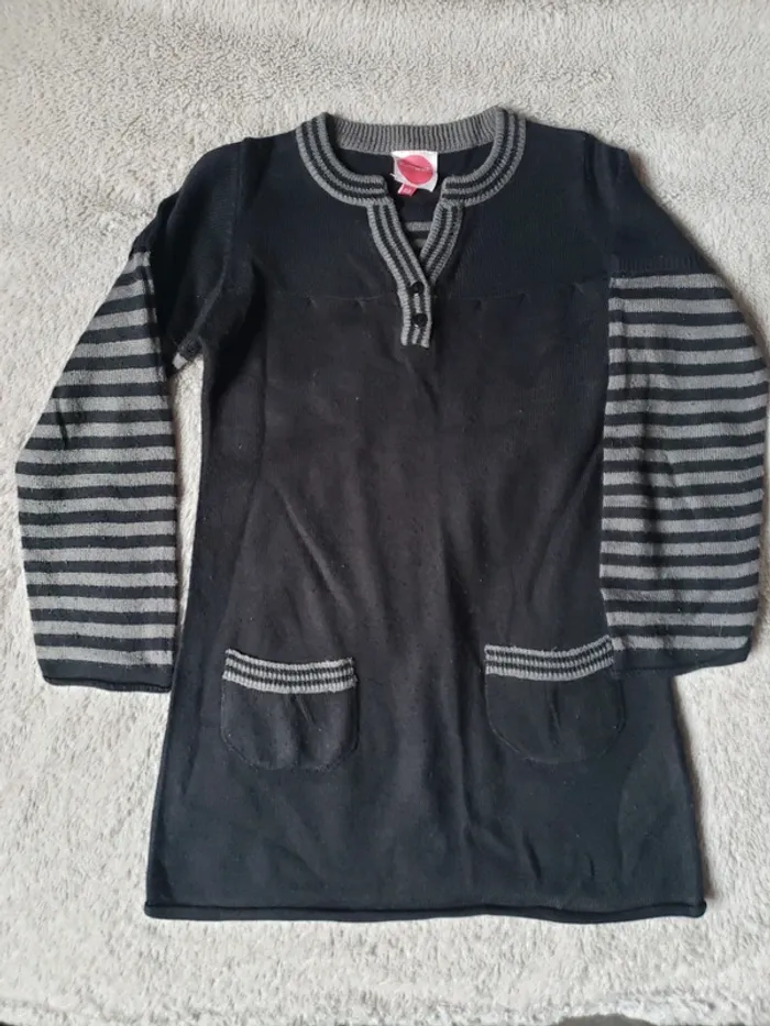 Lot de 13 vêtements filles taille 4ans - photo numéro 3