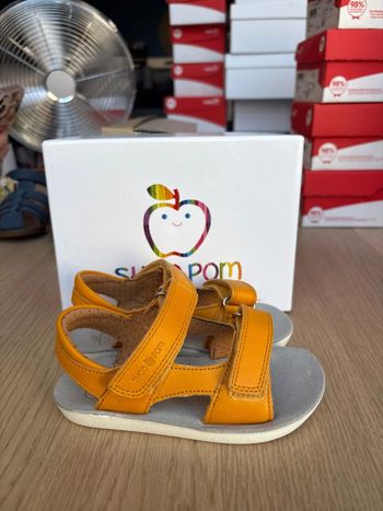 5680401110000 sandales Shoo Pom taille 26