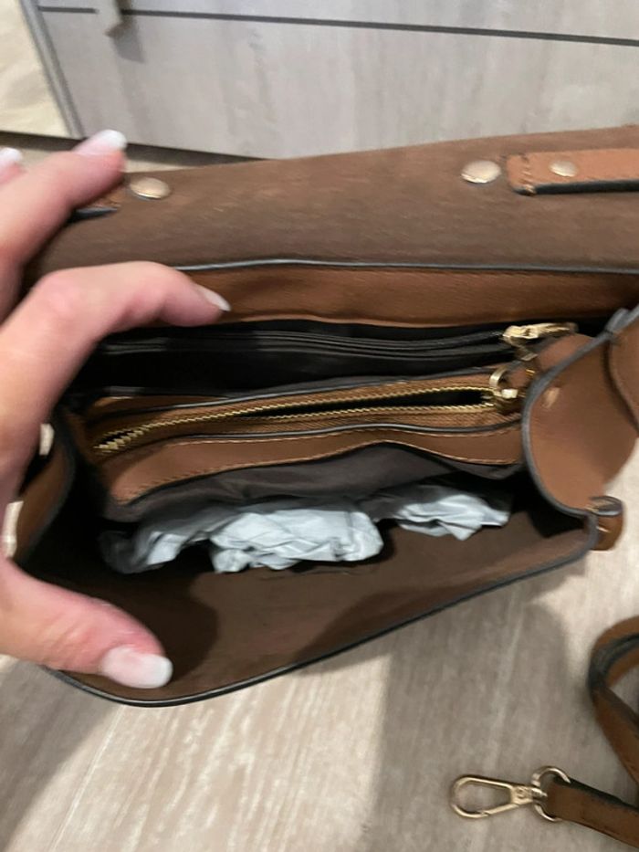 Sac à main ou bandoulière femme - photo numéro 4