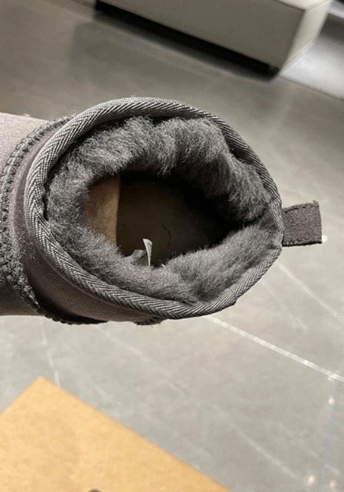 Bottes de neige UGG Super Mini, grises, pointure 40 - photo numéro 4