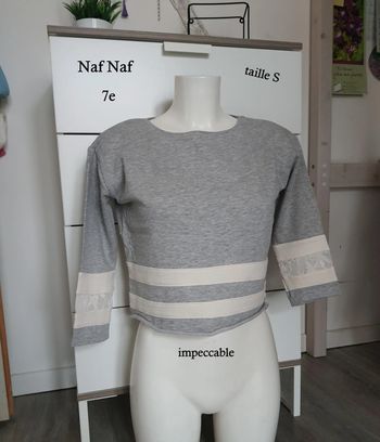 Sweat manche 3/4 avec dentelle Naf Naf taille S impeccable