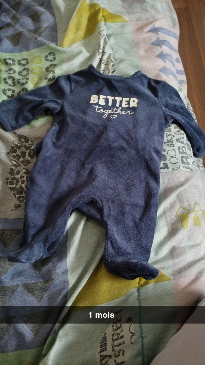 Lot vêtements pratiquement jamais porté - photo numéro 8