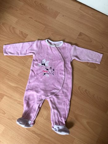 Beau pyjama en velours rose Sucre d’Orge T. 6 mois/67 cm TBE