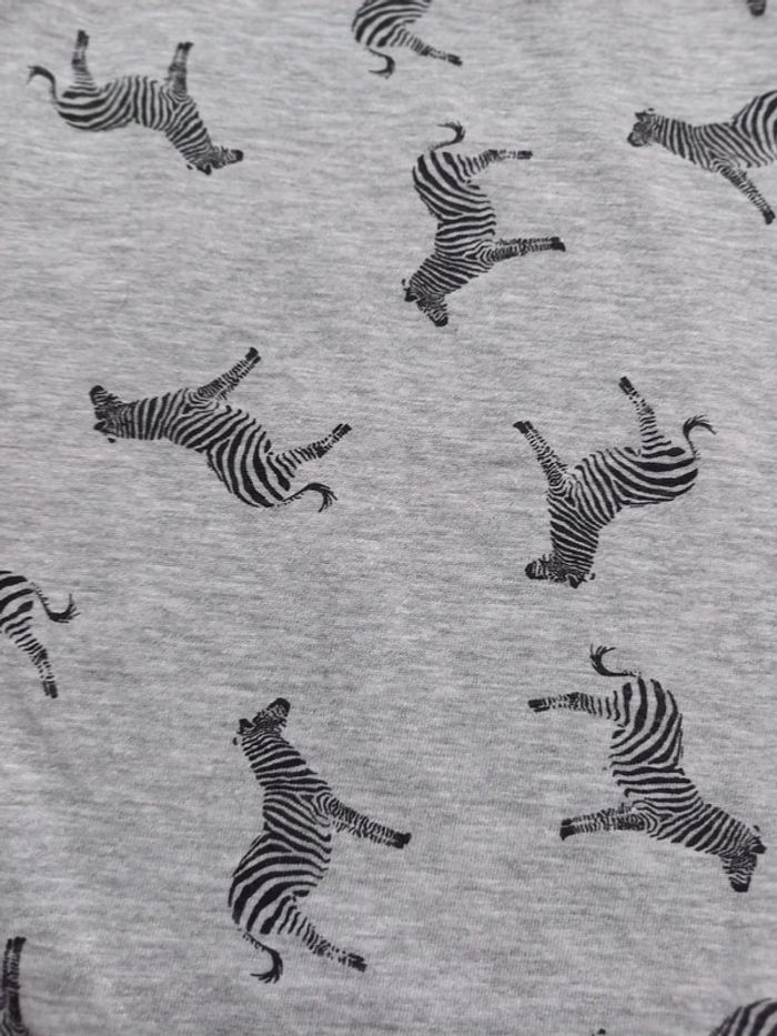 Très beau débardeurs motifs zèbres