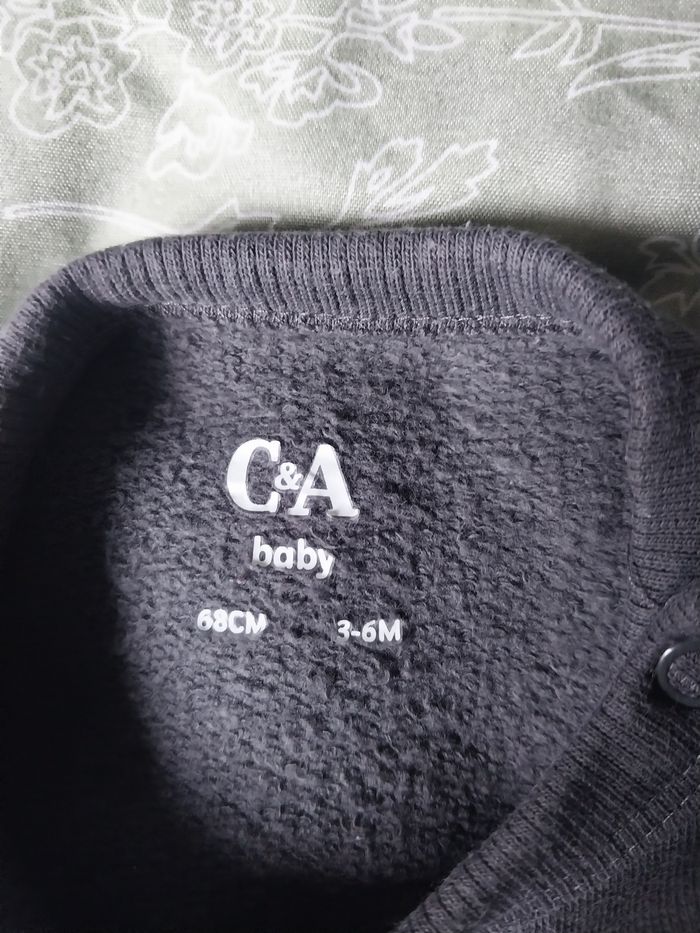 Sweat C&A Taille 3-6 mois - photo numéro 4