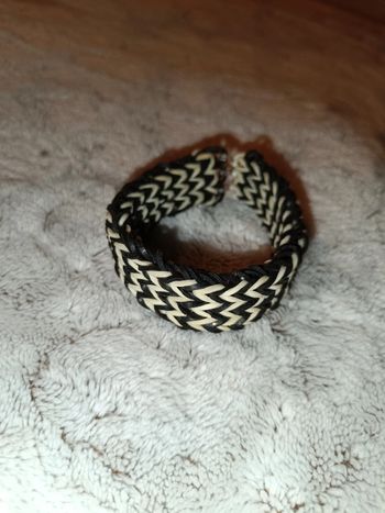 Bracelet avec élastiques neuf