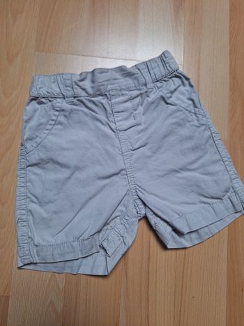 Short gris