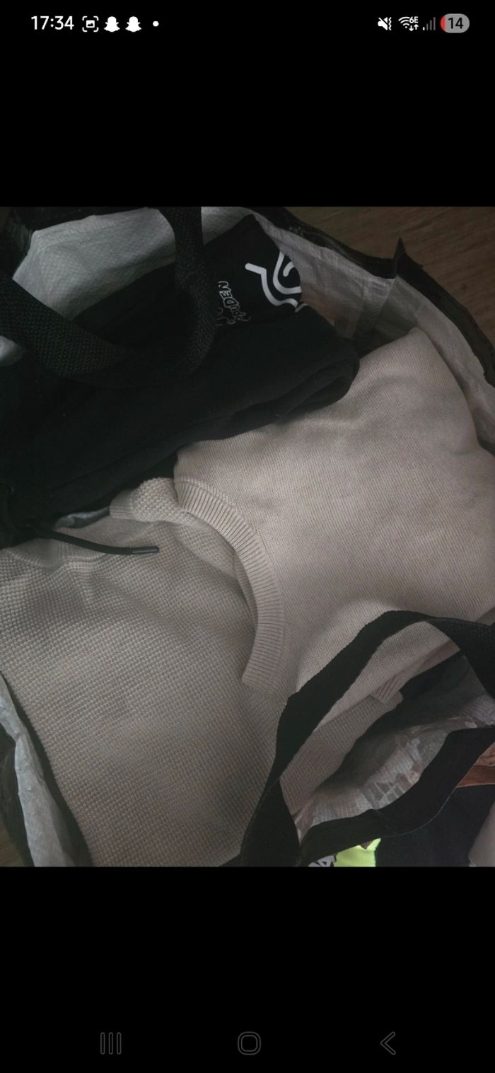 Gros lot vêtements garçon 8/10ans - photo numéro 2