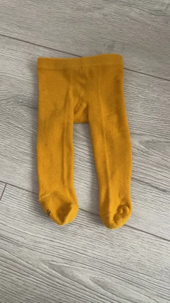 Collant moutarde taille 14