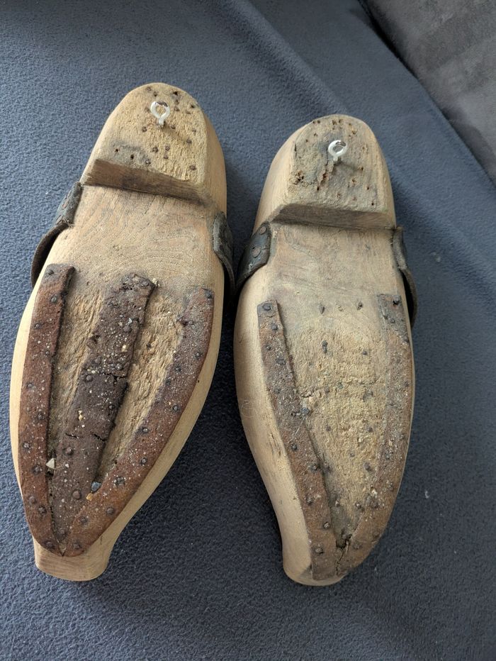 Sabot en bois - photo numéro 4