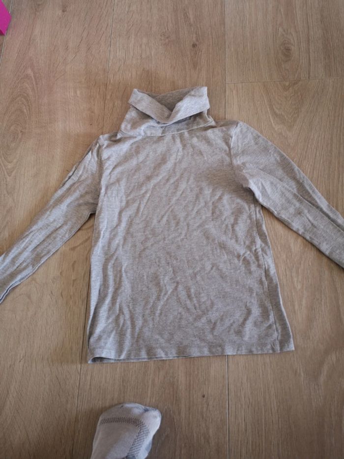 Sous pull col roulé Kiabi 8ans - photo numéro 2
