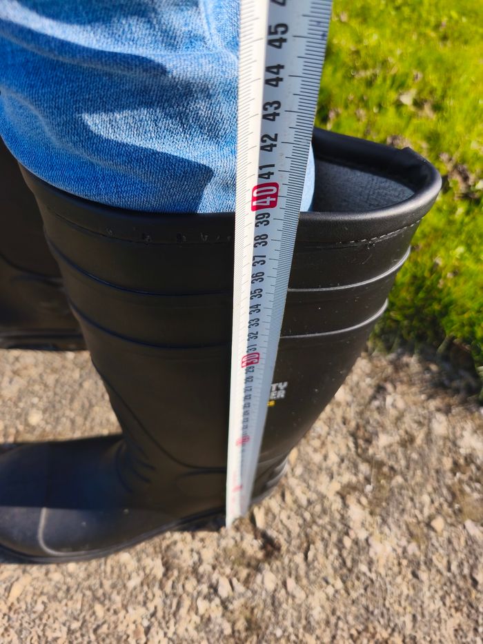 Bottes de sécurité pointure 42 - photo numéro 4