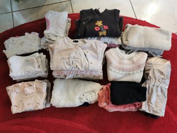 Lot vêtements fille 9 mois