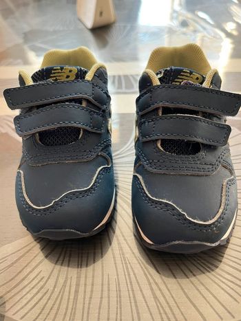 Baskets bébé New Balance taille 21