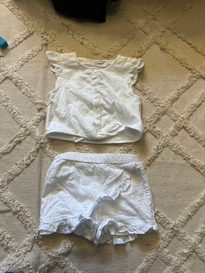 Ensemble fille, six ans