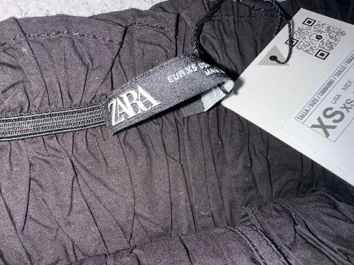 Top crop top noir lacets bijou Zara neuf - photo numéro 3