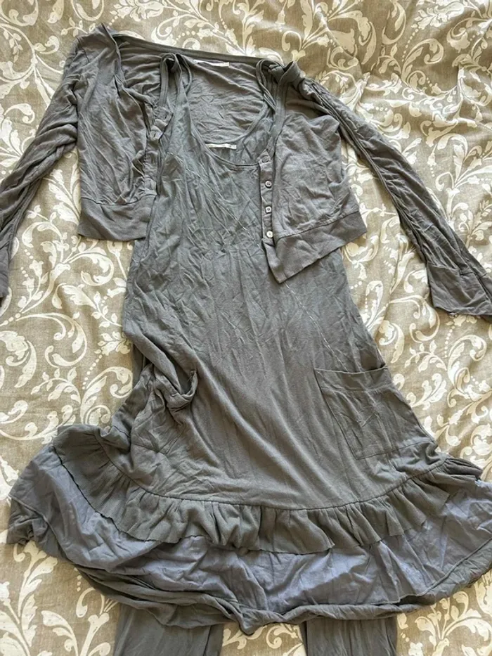 Ensemble 3 pièces gris mais il les ou le soleil ?Taille S - photo numéro 2