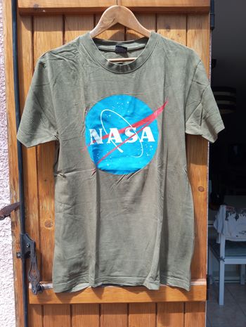 T-shirt NASA kaki