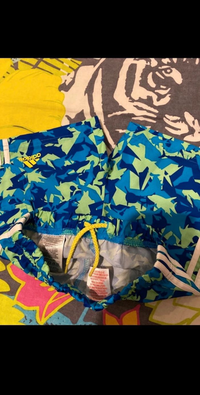 Short imprimé taille 3 ans - photo numéro 4