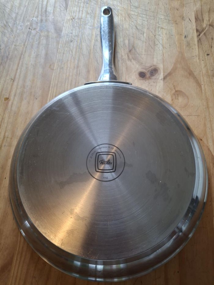 Poêle en inox 18/10 Fissler 28cm en très bon état - photo numéro 4