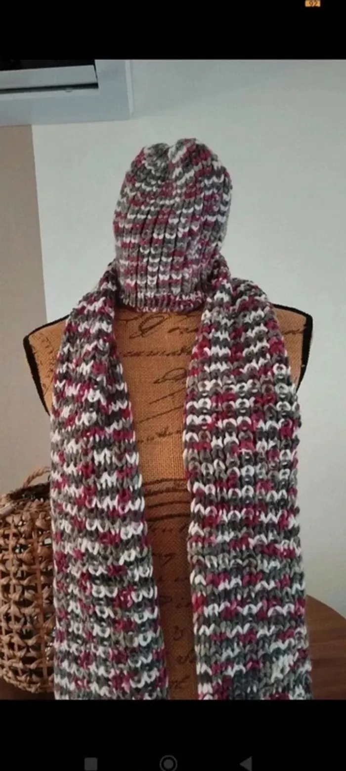 Ensemble bonnet écharpe kaki bordeaux beige 250 x 18 cm - photo numéro 7