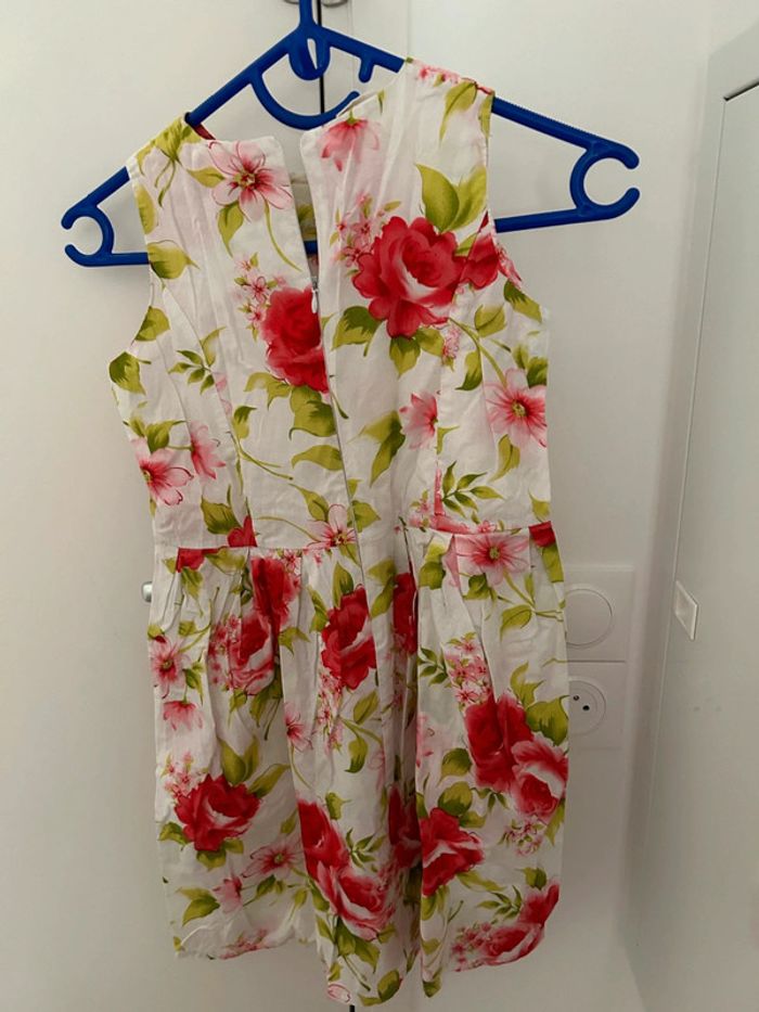 Robe courte - photo numéro 2